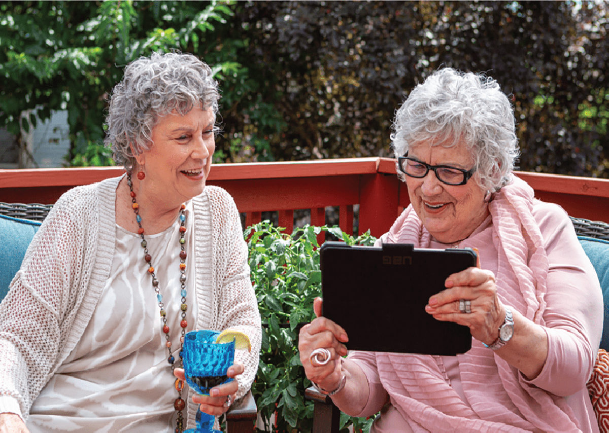 Top 10 Online Forums For Seniors To Join - Lifestyle UG