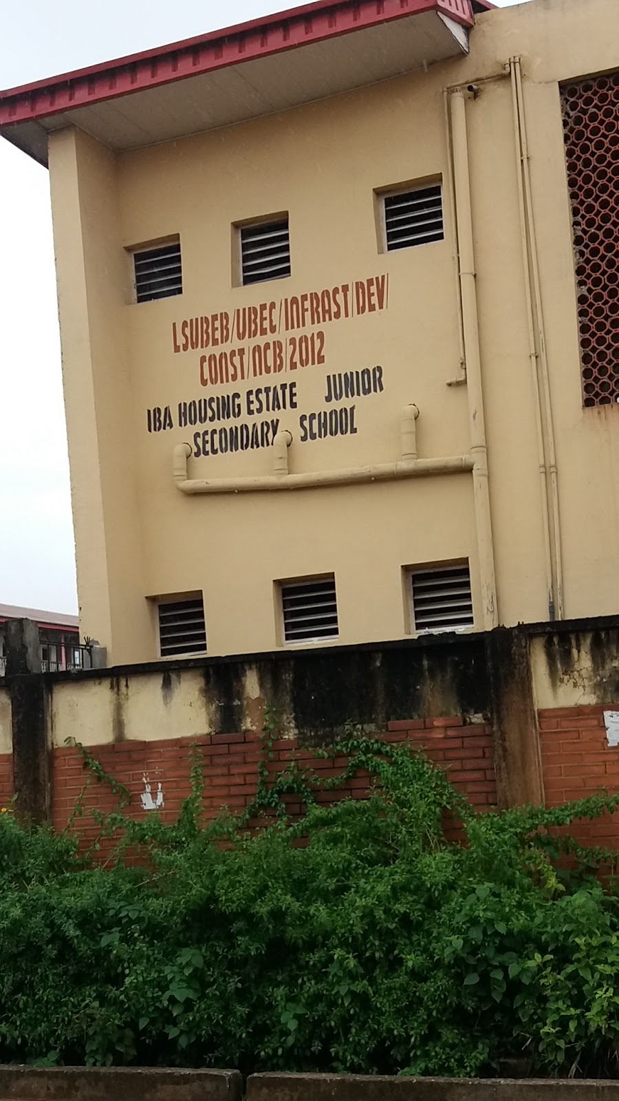 Estate Primary School