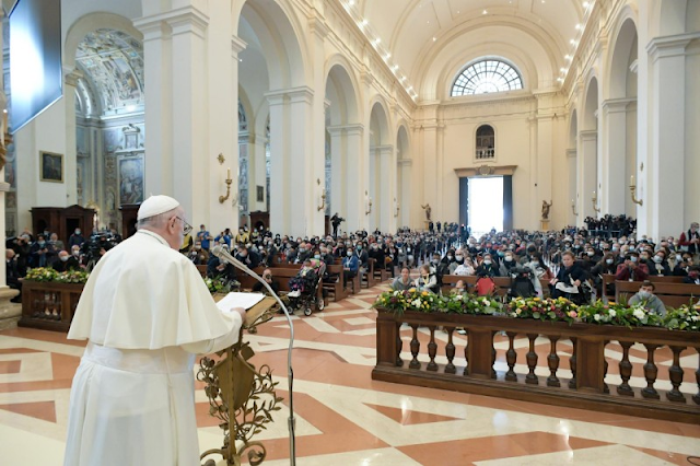 Họp mặt cầu nguyện và làm chứng tá nhân Ngày Thế giới Người nghèo ở Assisi, 12.11.2021