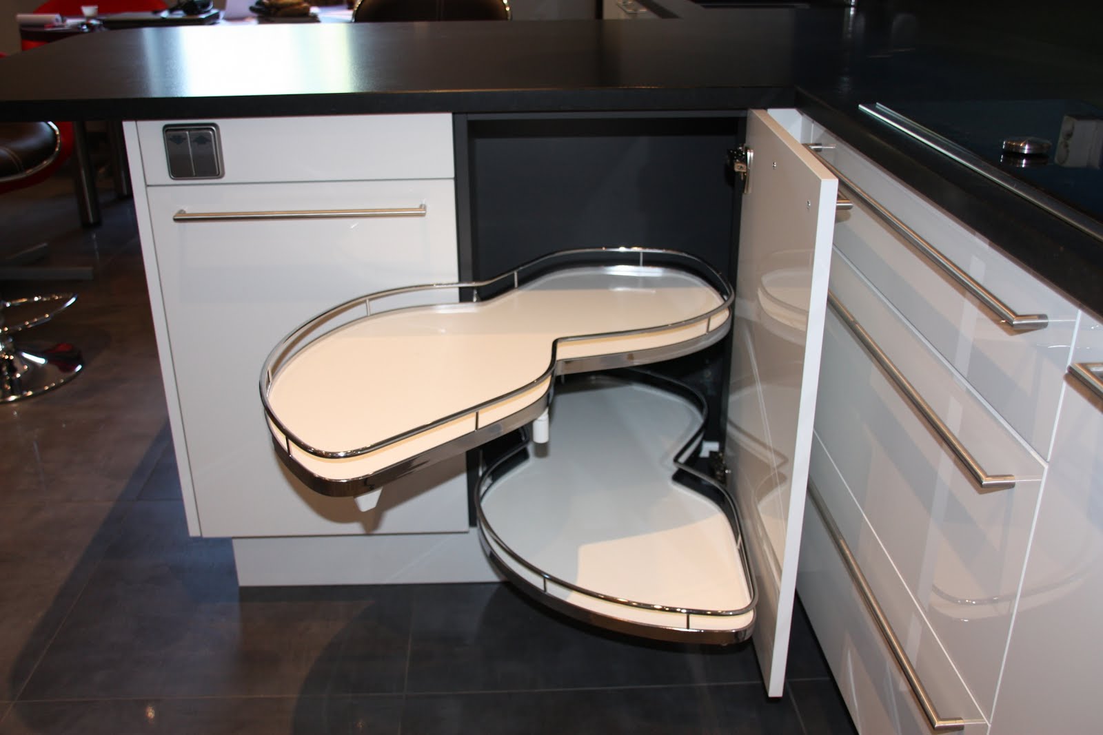 Gastronomie & handicap • ergo mobilys ; une cuisine contemporaine ...