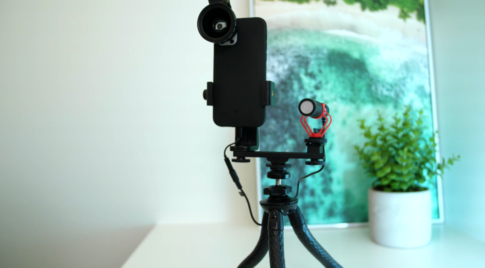 This is an incredible option if you’re looking for the ultimate smartphone video rig