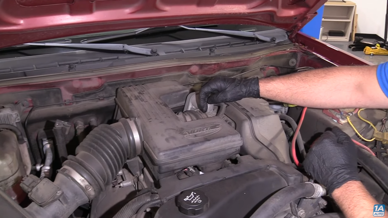 Dirty Throttle Body on GMC Canyon