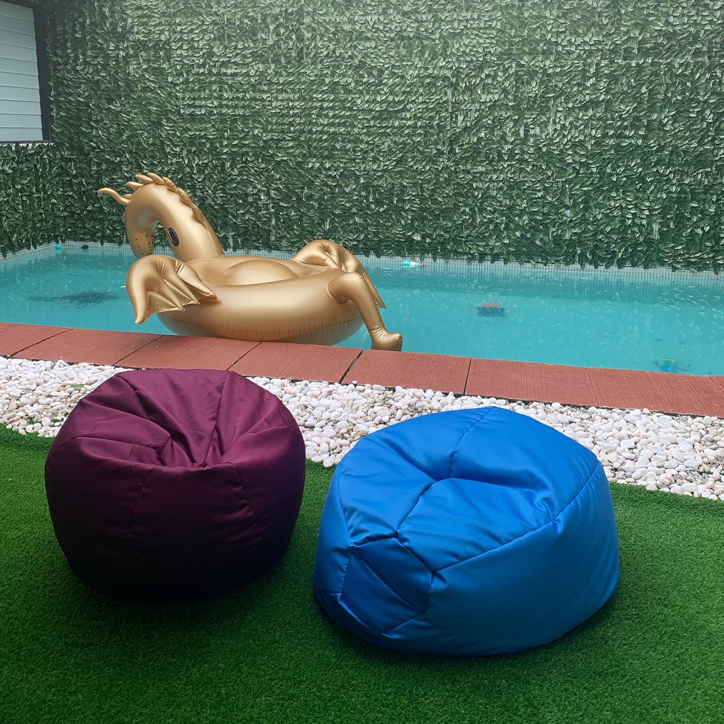 Everything You Need to Know About Bean Bags (And Our Top 5 Choices)