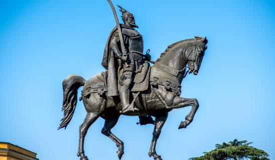 Statue of Skanderbeg