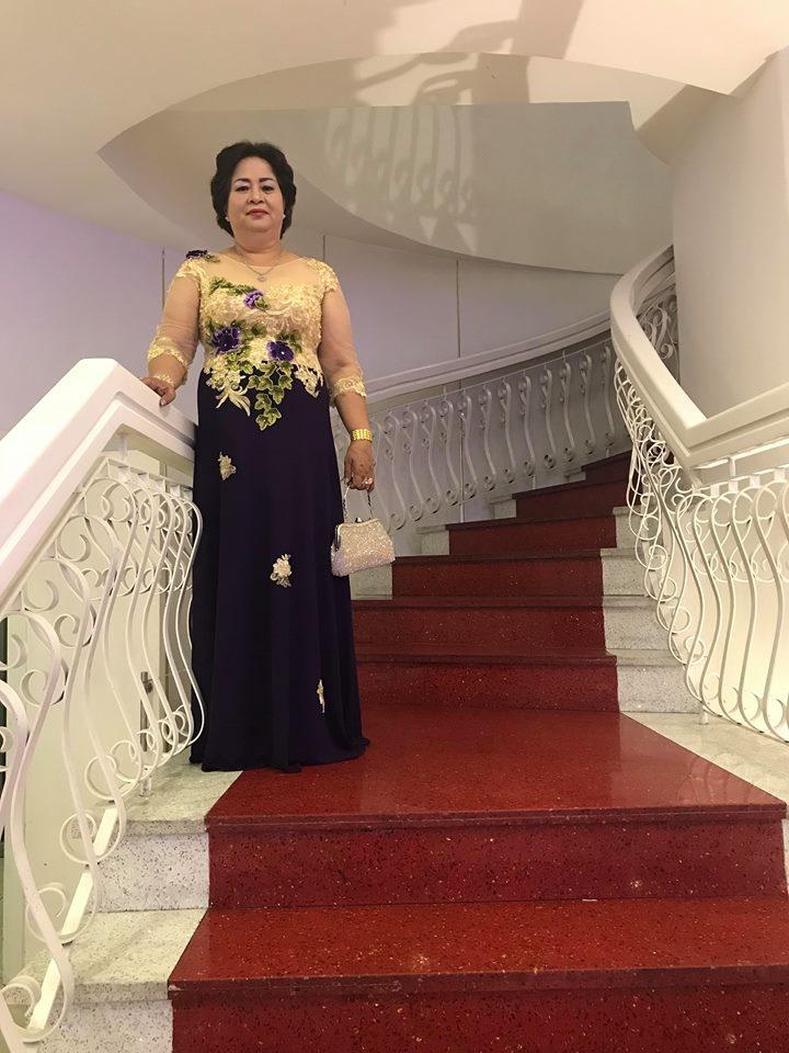 Đầm dạ hội trung niên
