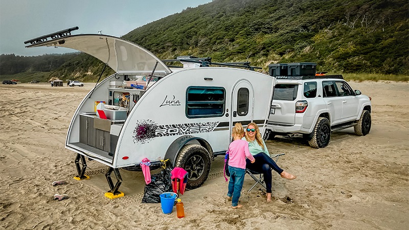 inTech Luna exterior - Jeep campers