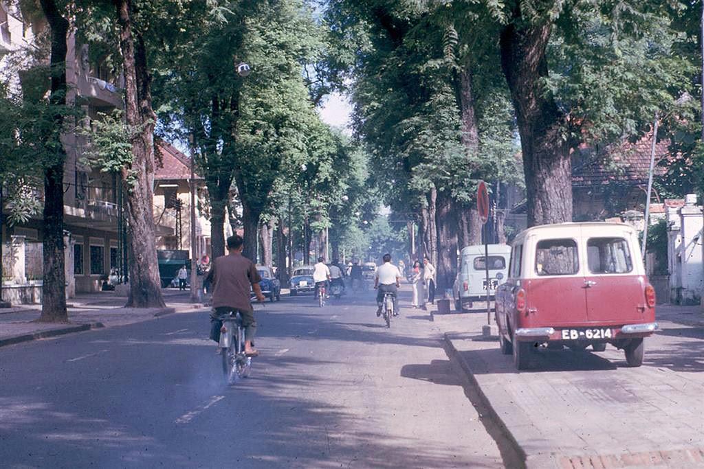 60 tấm ảnh màu đẹp nhất của đường phố Saigon thập niên 1960-1970 - 33