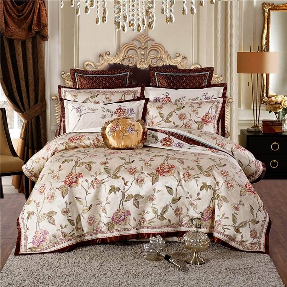 Bộ drap giường màu nâu nhạt họa tiết hoa hồng