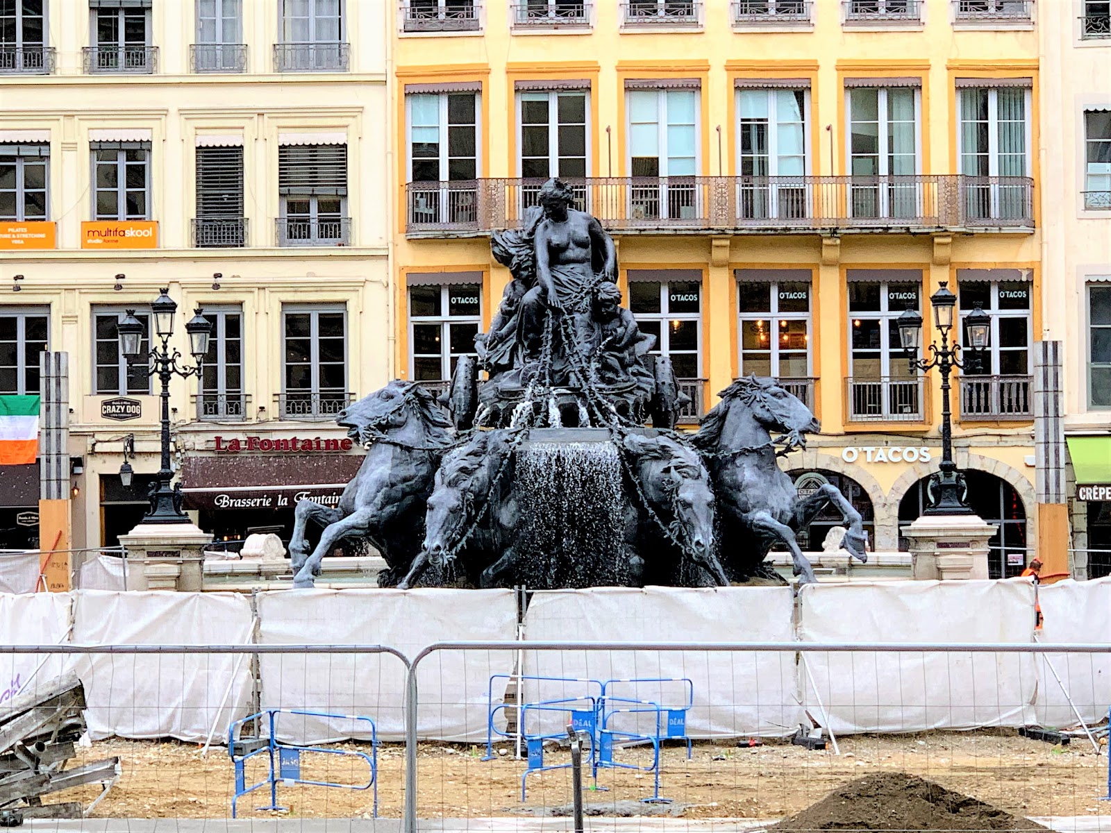 Place Des Terreaux, One day in Lyon, Things to do in Lyon