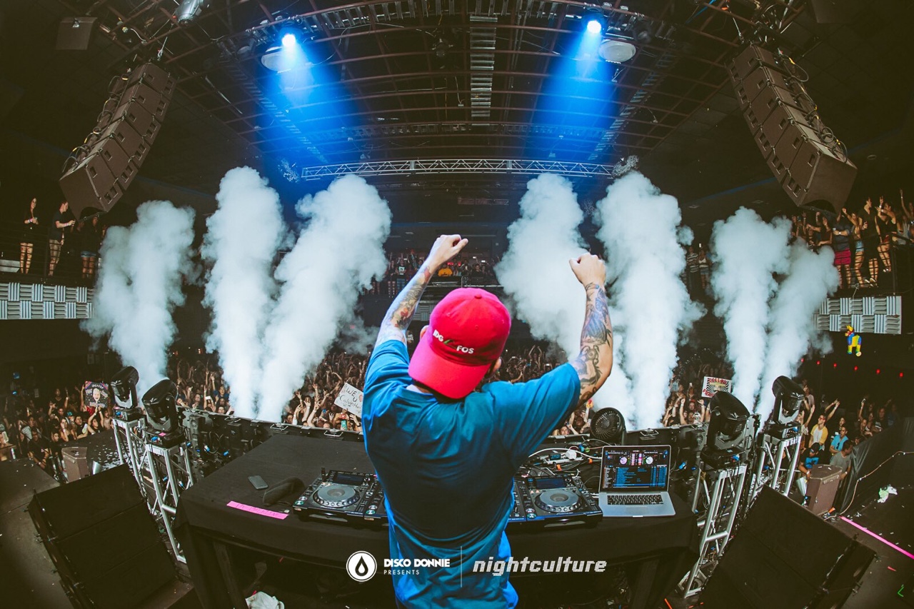 ATL Special FX lets you create your own party special effects like the pro music festivals like imagine music festival in Atlanta   we setup co2 jets co2 confetti machine cannons.jpg