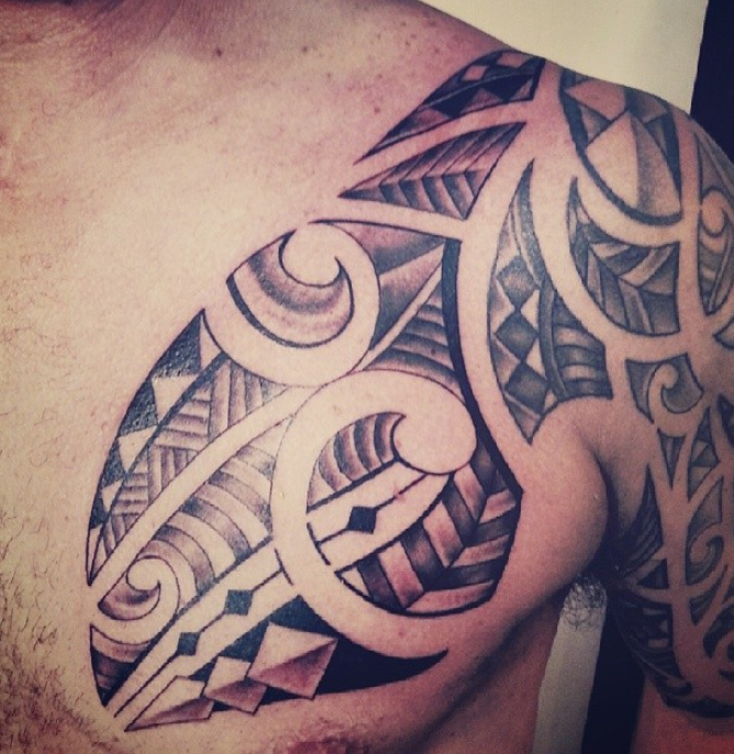 Stylish Maori Tribal Tattoo Idea