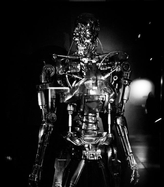 A robot with a black background

Description automatically generated with medium confidence