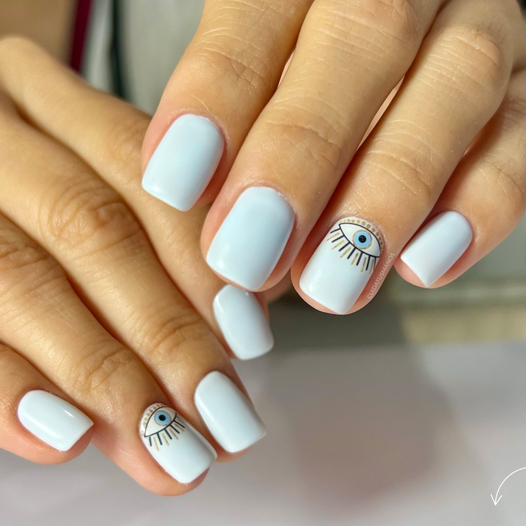 Short pastel baby blue summer nails