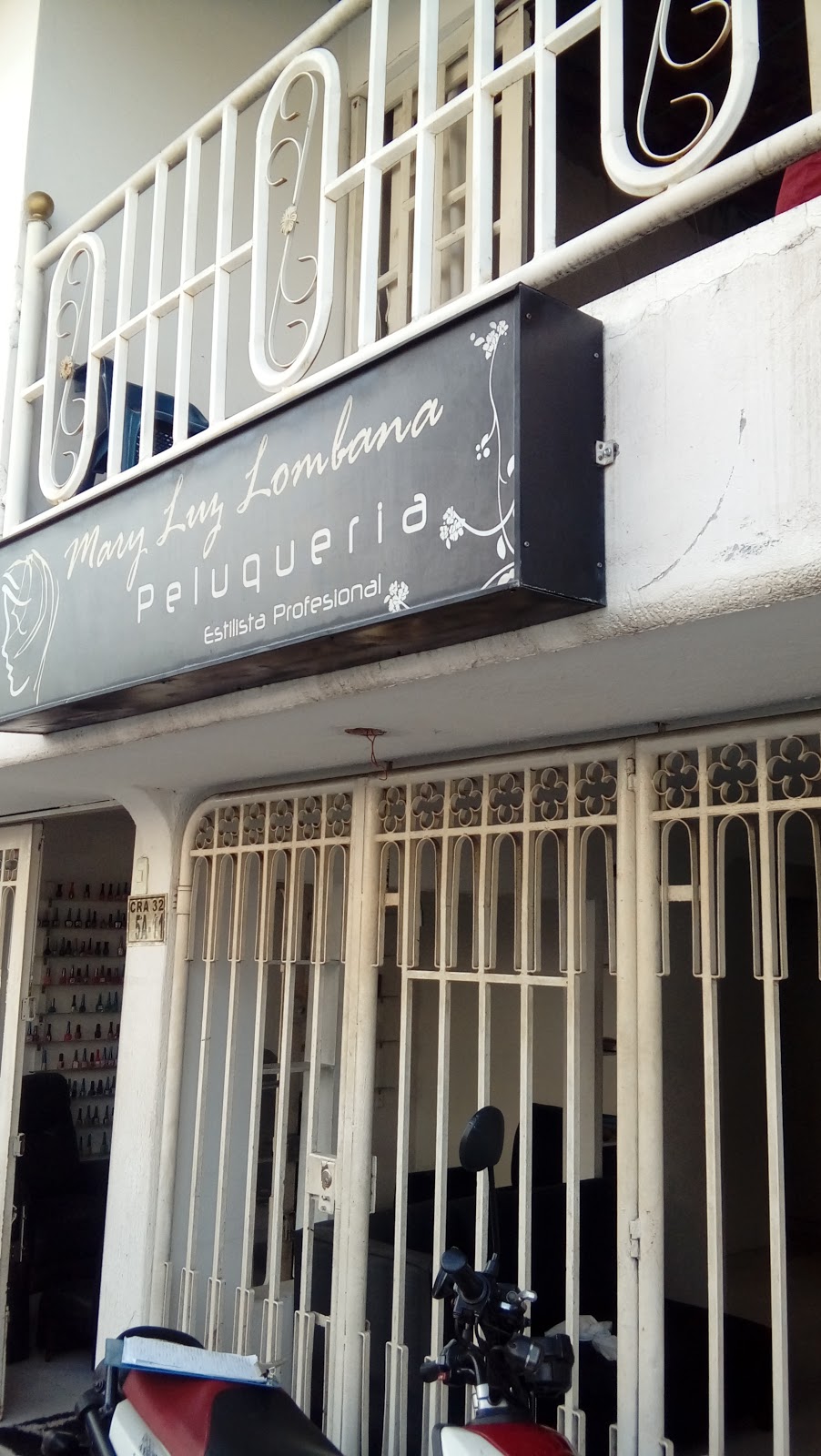 MARY LUZ LOMBANA SALON DE BELLEZA PELUQUERIA PEDICURE MANICURE RAYITOS CEPILLADO