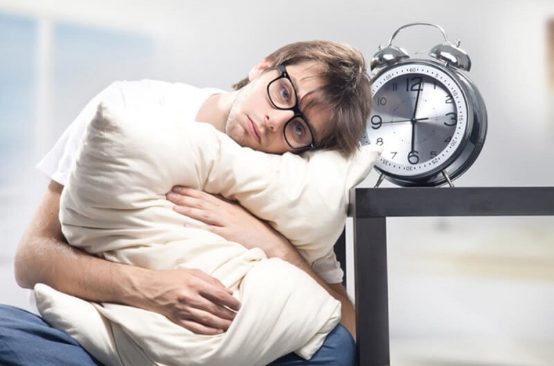  Thức khuya ảnh hưởng xấu đến tinh thần và sức khỏe