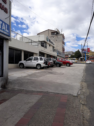 Av. de los Shyris 4115, Quito 170138