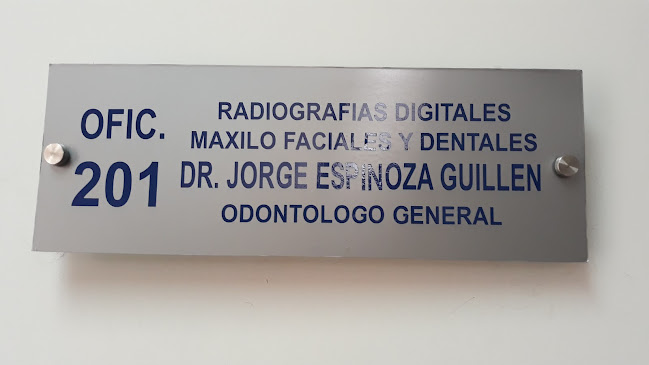 Dr. Jorge Espinoza Guillen - Dentista