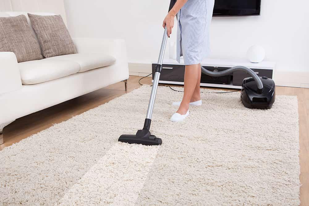 0506020002-01-Clean-your-Rug-with-Vacuum.jpg