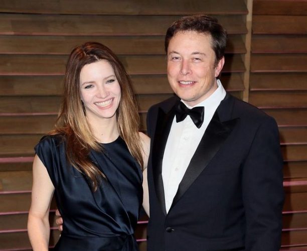 Elon Musk Tatula Riley