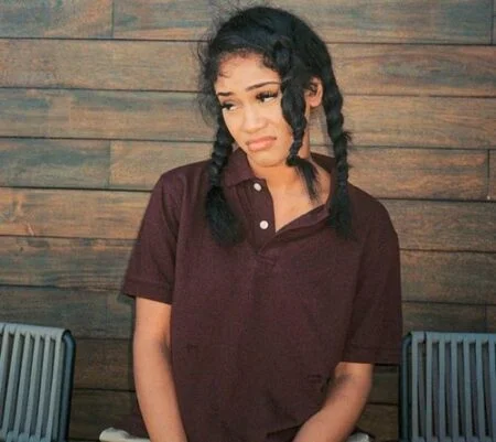 Saweetie most famous no-make-up looks due to her naive facial expressions. The photo is vulnerable to various memes too.