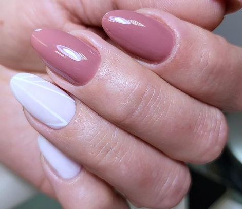 pink & white nude nail art