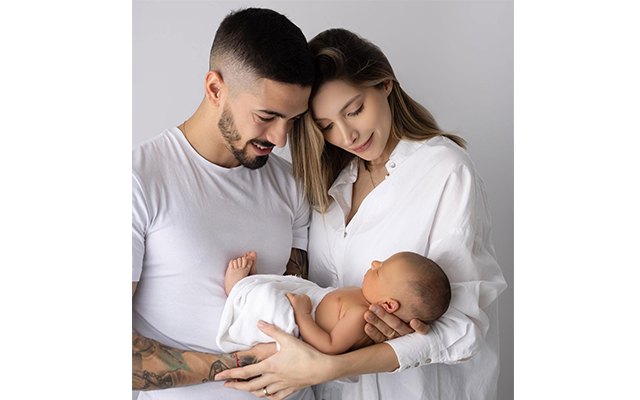 Manuel Lanzini welcomes first child with Jennifer Reina
