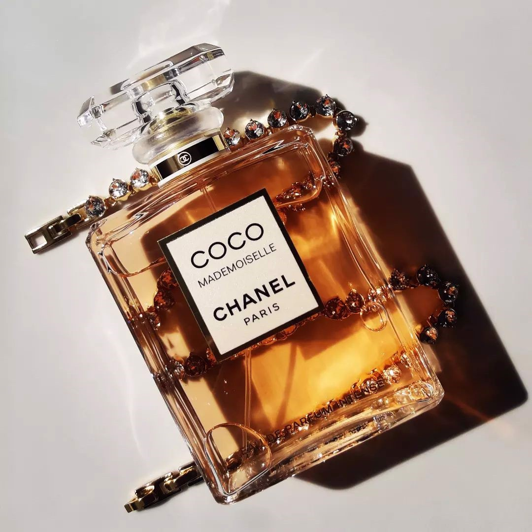Nước hoa Chanel nữ Coco Mademoiselle Intense đem đến mùi hương không thể bị lãng quên