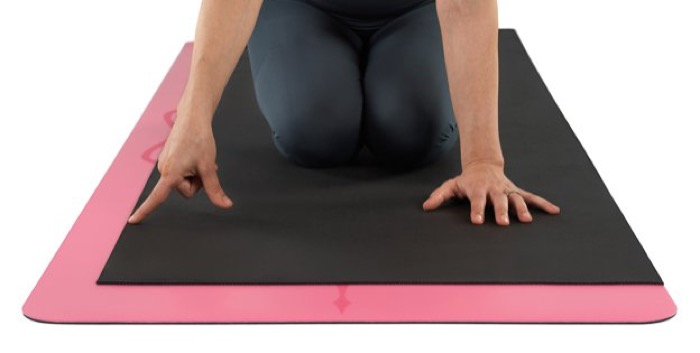 Kinh nghiệm chọn mua thảm tập Yoga cao cấp cho người mới bắt đầu