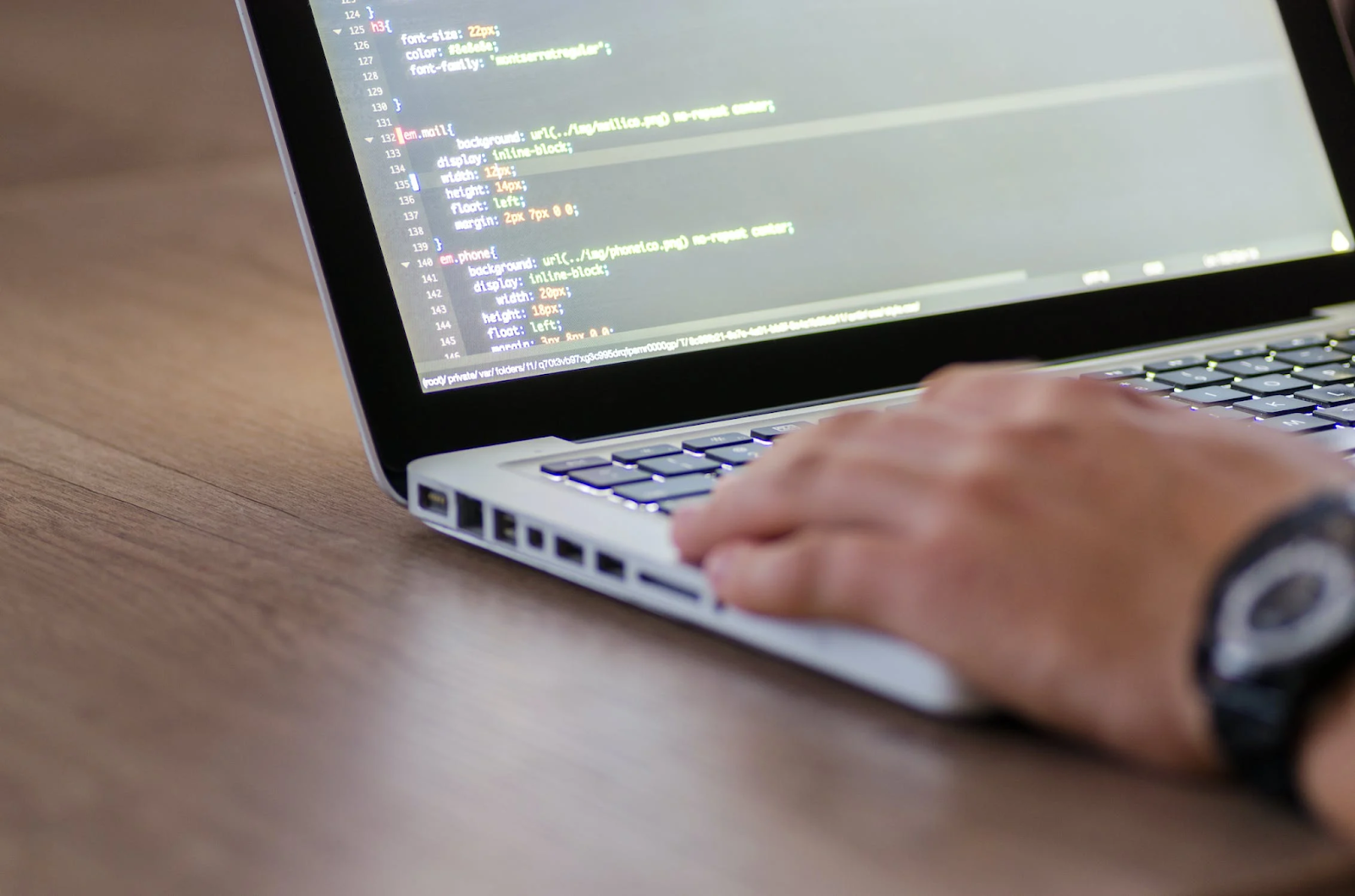 4 Pekerjaan yang Menggunakan Java Script