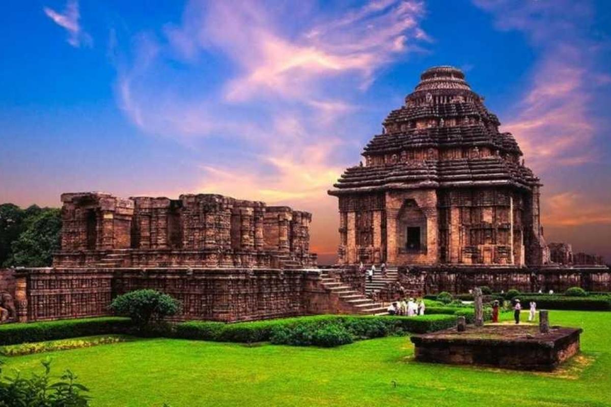 Konark Sun Temple, Orissa