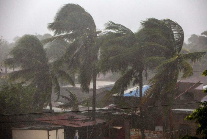 Tropical Storm Eta Heads To Florida Keys, Brings Possible ...