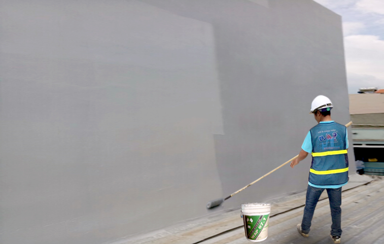 thi công chống thấm tường đứng bằng Sika Raintite gốc Acrylic