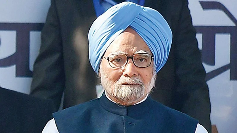 What are Manmohan Singh’s educational qualifications?