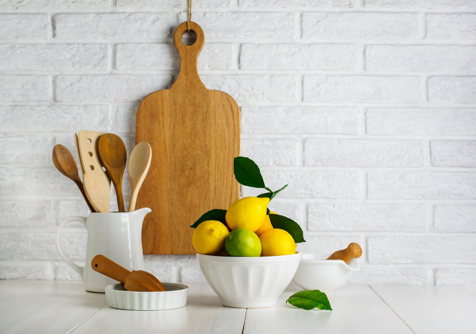 Cu ce înlocuim faianța din bucătărie: 10 idei de placare a pereților |  ajusto