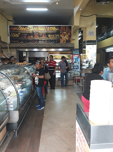 Opiniones de Panadería y Pastelería Santander en Guayaquil - Panadería