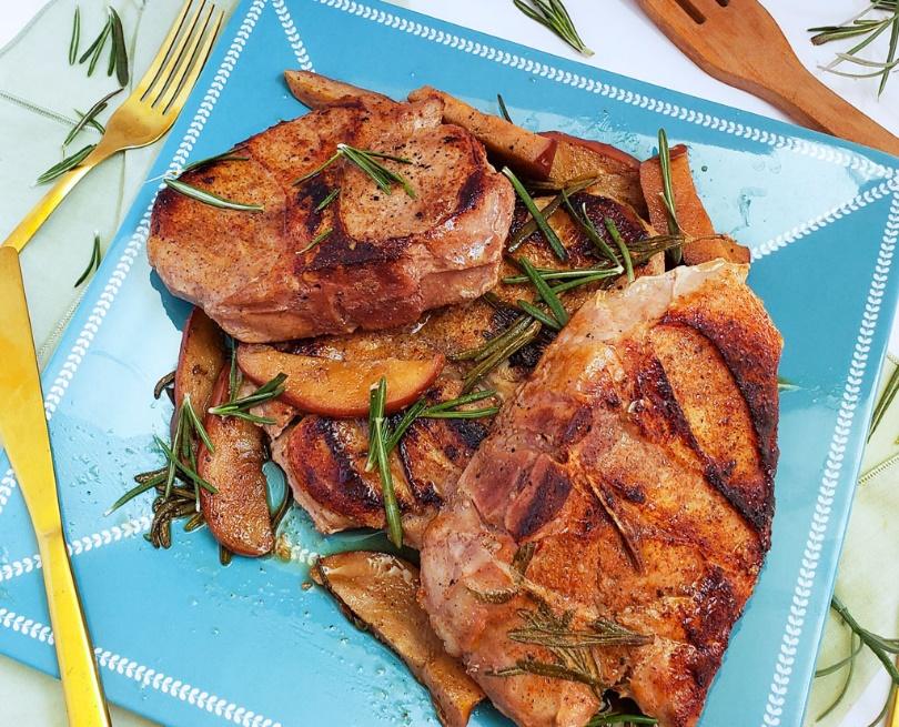 Juicy Sous Vide Apple Rosemary Pork Chops From Frozen To Perfection Beautiful Eats Things