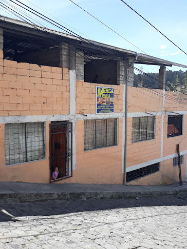 Opiniones de MercaMueble en Quito - Tienda de muebles