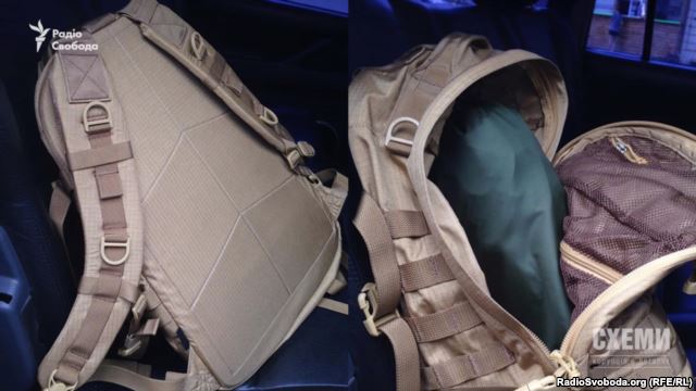 Фото рюкзаків, які нібито були закуплені для МВС, з'явилося в мережі після виходу розслідування програми «Схеми» на початку року