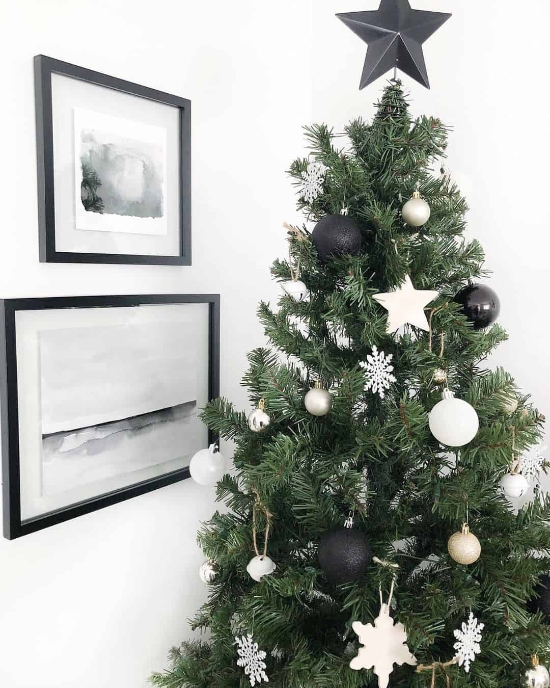 Top 70+ Black Christmas Tree Decorations Ideas that Light Up Your