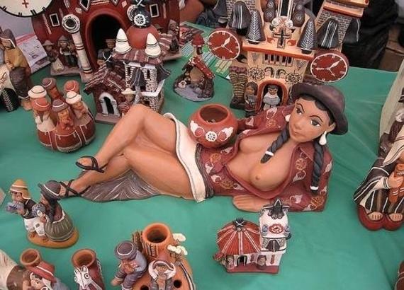http://travelreportmx.com/wp-content/uploads/2012/11/artesania-Per%C3%BA1.jpg