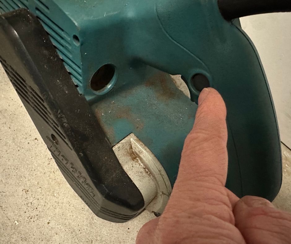 Lock sander with this button