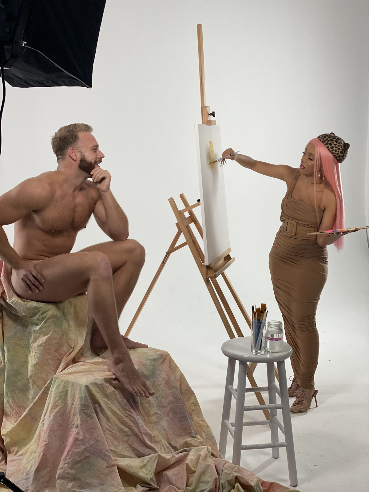 Rapper and muscian Doja Cat painting Brogan for a web series