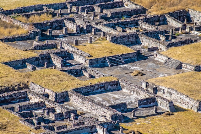 ruins at teotihuacan mexico