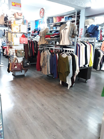 Opiniones de Jharat Jeans en Cuenca - Tienda de ropa