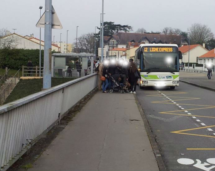 bus4bis.jpg