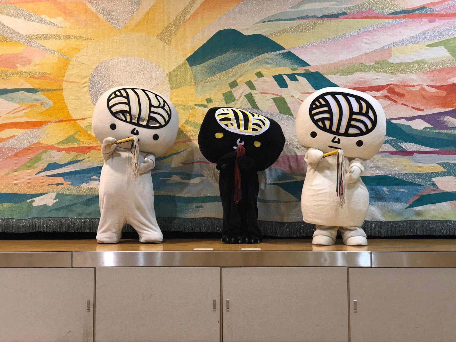 高松を元気にする100人 Vol 4 うどん脳 岡谷敏明さん 二人三脚で笑いを届ける 高松経済新聞