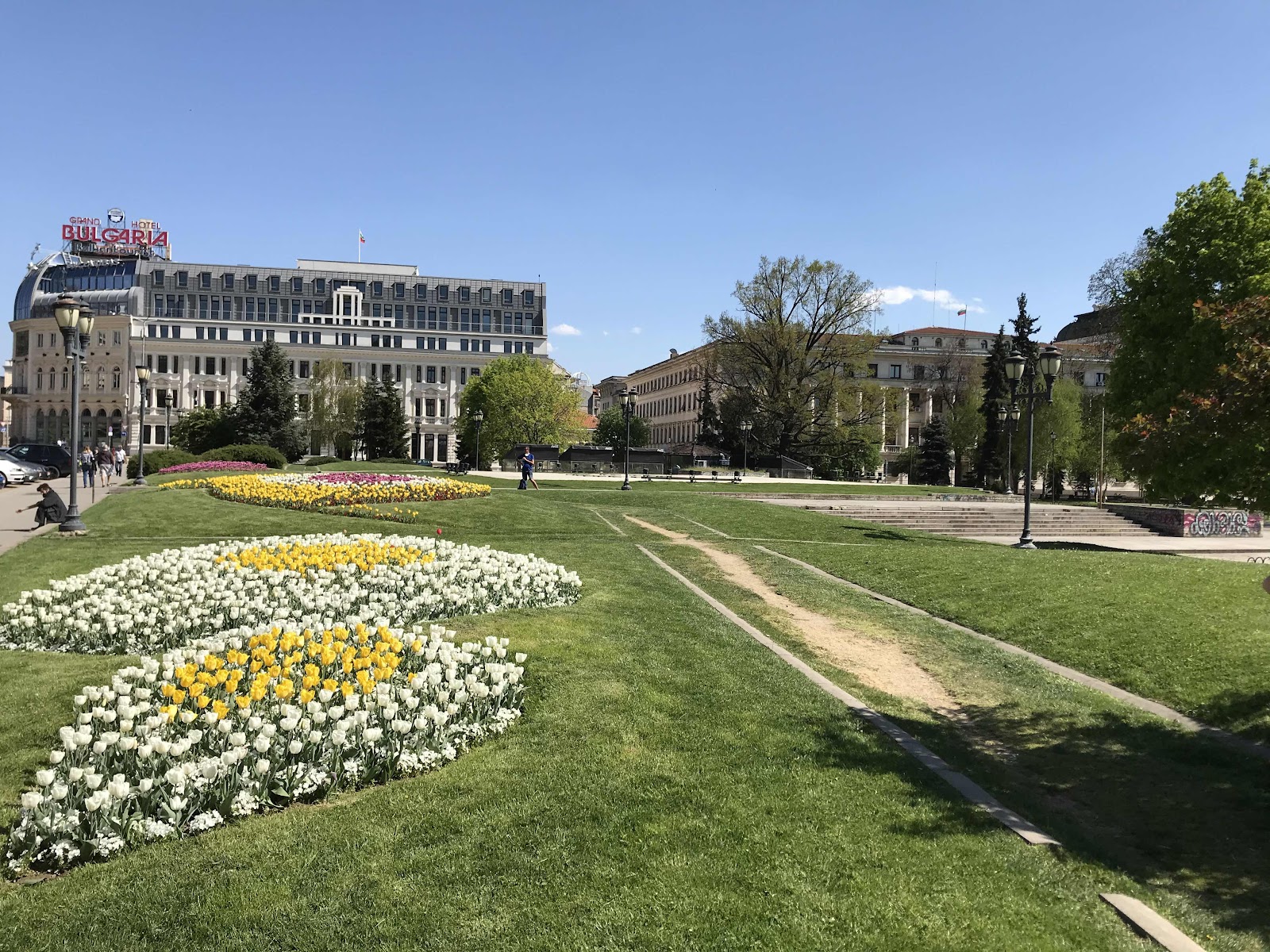 South side of Knyaz Aleksander I square and The city garden