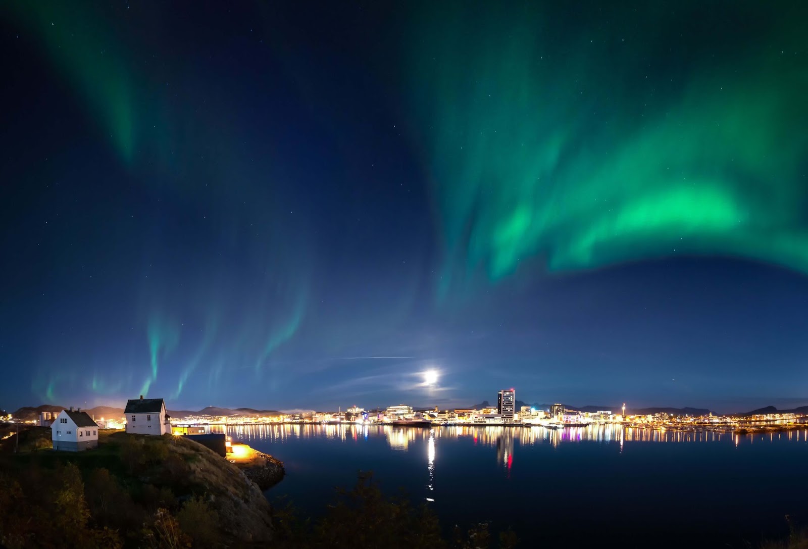 Northern Lights, Bodo, City Skyline, Norway