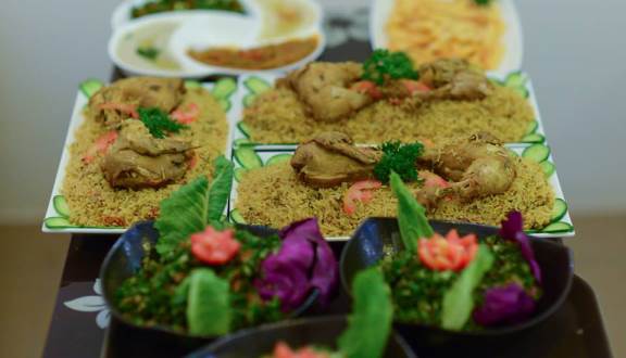 Hummus & Grill Restaurant - Lebanese and Middle Eastern Cuisine