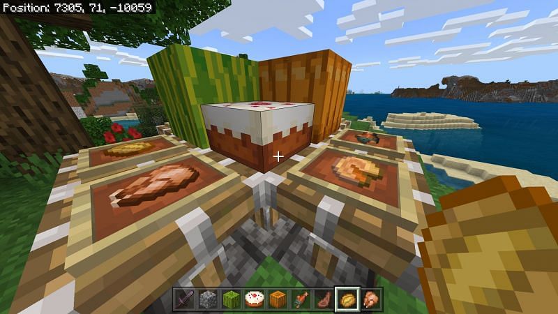 Dining table in Minecraft
